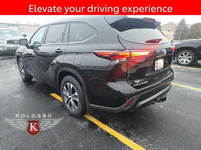 2024 Toyota Highlander XLE photo 4