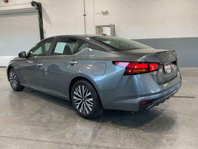 2025 Nissan Altima SV - Photo 4