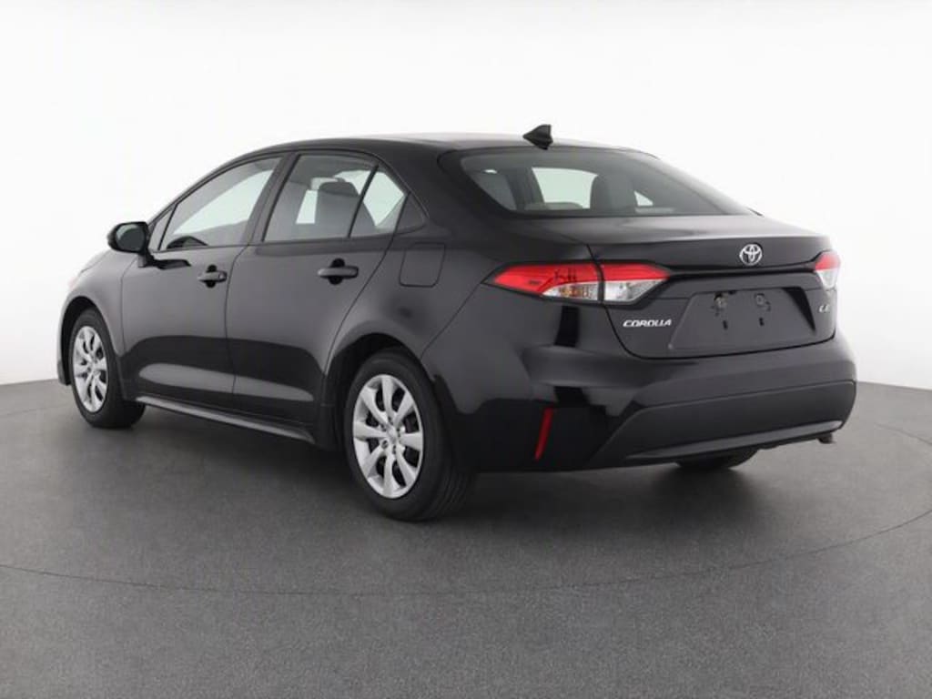 Used 2025 Toyota Corolla LE Sedan