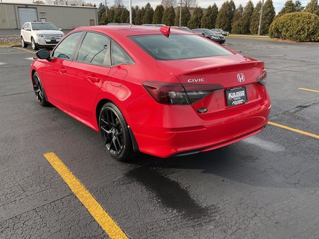 2025 Honda Civic Sport photo 4
