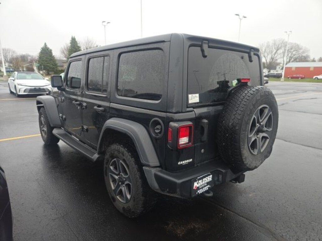 Used 2018 Jeep Wrangler Unlimited Sport 4x4 SUV