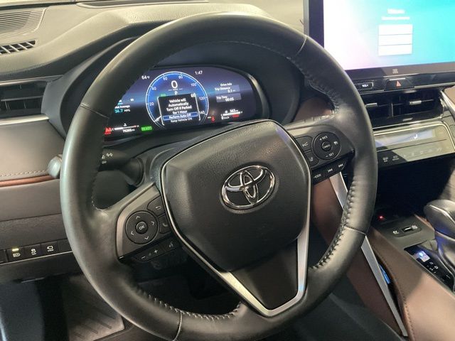 2023 Toyota Venza Limited - Photo 13
