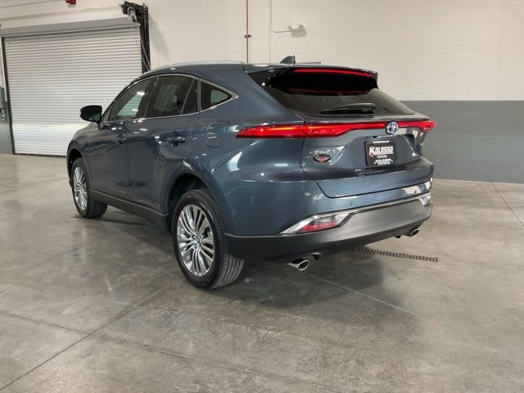 Used 2023 Toyota Venza XLE SUV