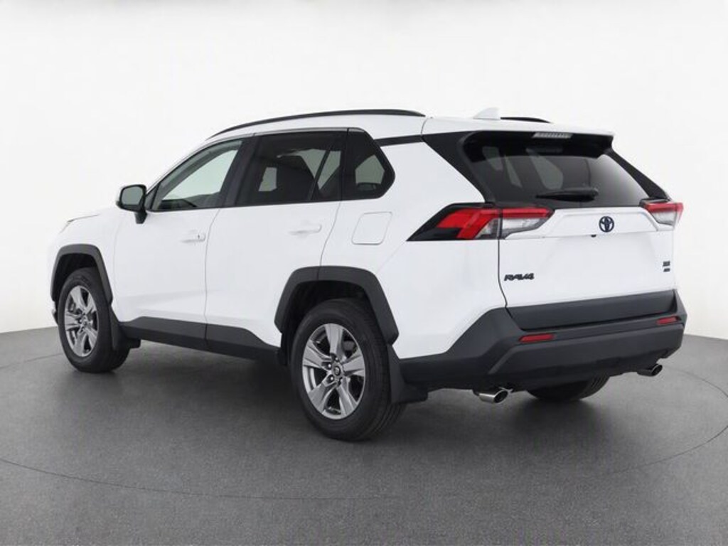 Used 2025 Toyota RAV4 Hybrid XLE SUV