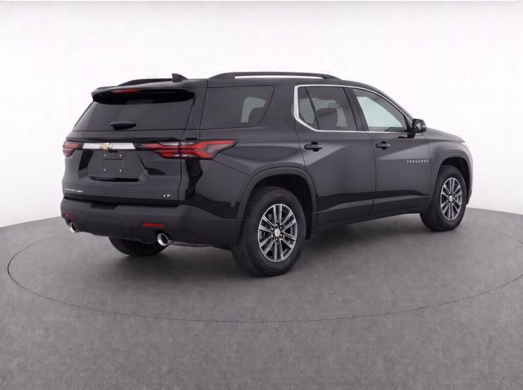 Used 2023 Chevrolet Traverse LT Cloth w/1LT SUV