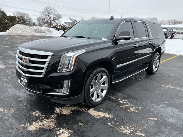 2019 Cadillac Escalade ESV Premium Luxury photo 3