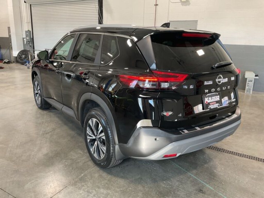 Used 2023 Nissan Rogue SV SUV