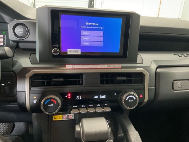 2026 Toyota Tacoma SR5 - Photo 17