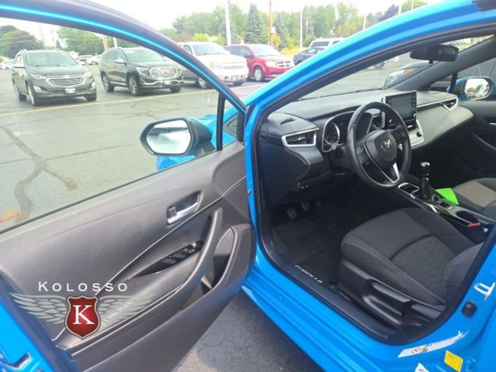 Used 2019 Toyota Corolla Hatchback SE Hatchback