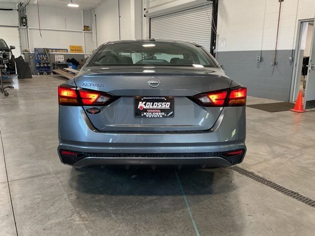 2025 Nissan Altima SV - Photo 5