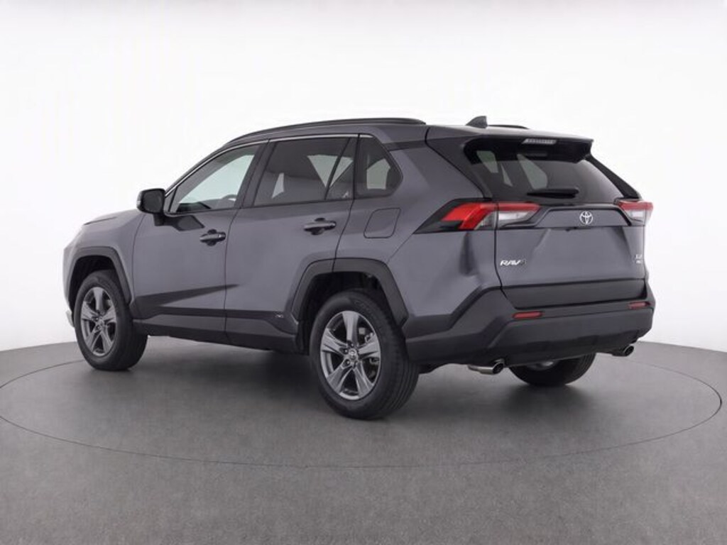 Used 2025 Toyota RAV4 Hybrid XLE SUV