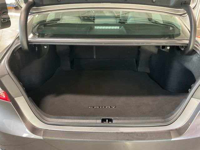 2018 Toyota Camry SE - Photo 20