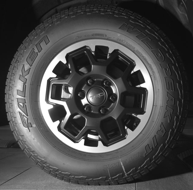 2026 Toyota 4Runner TRD Off-Road - Photo 14
