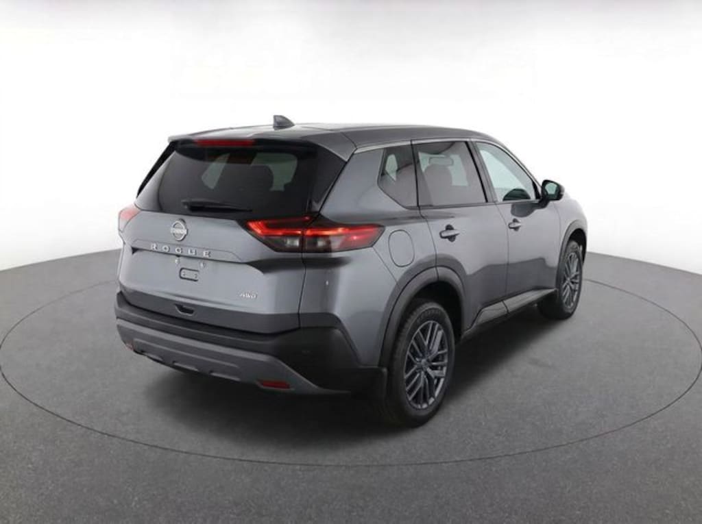 Used 2023 Nissan Rogue S SUV