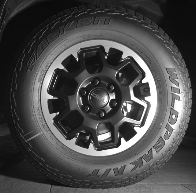2026 Toyota 4Runner TRD Off-Road - Photo 9