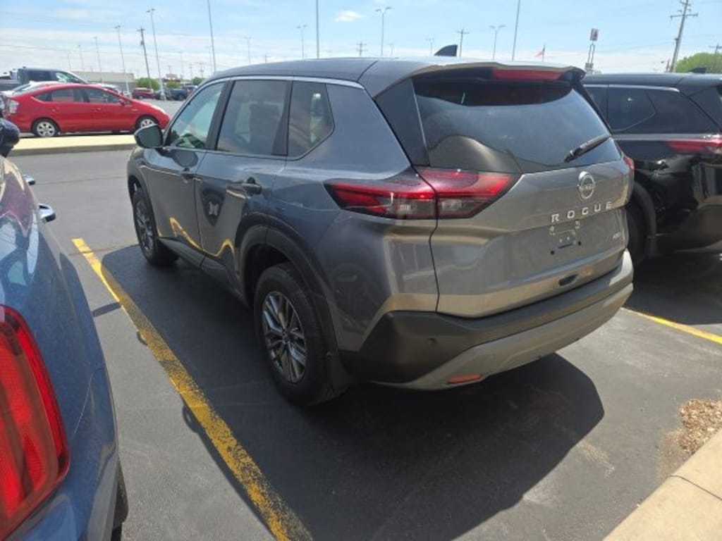 Used 2023 Nissan Rogue S SUV