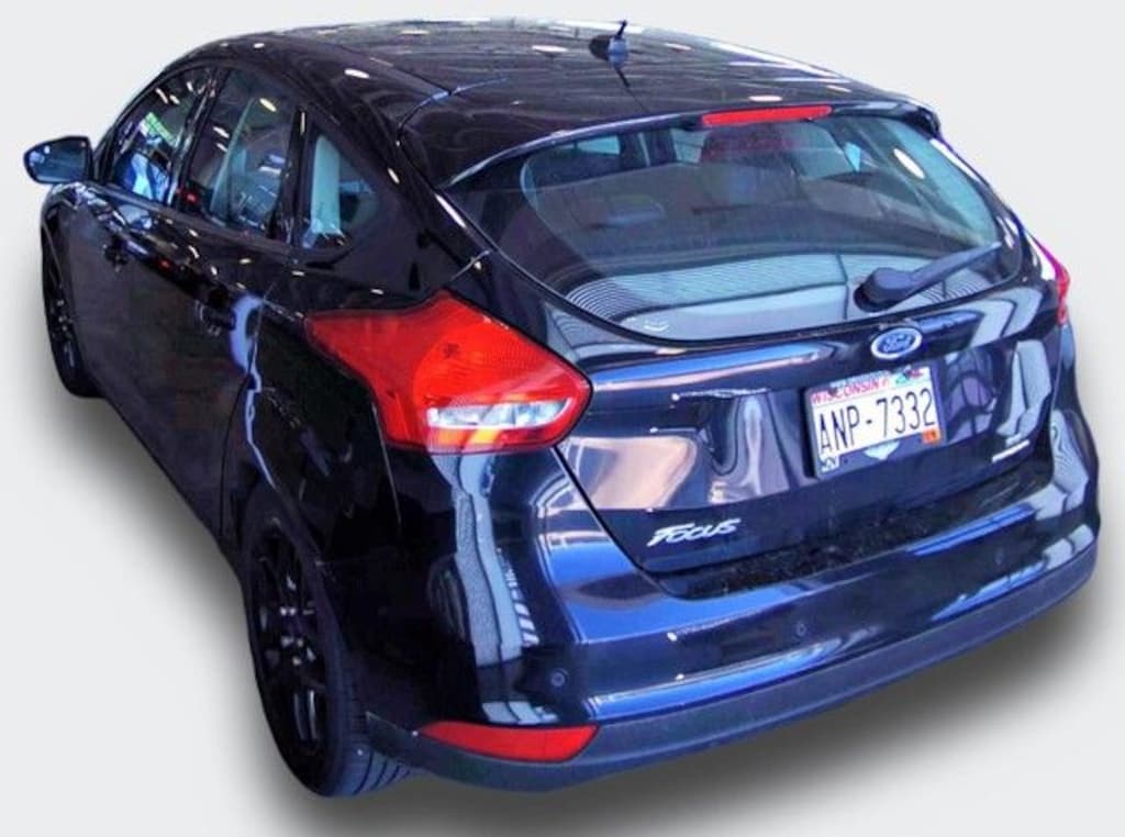 Used 2016 Ford Focus SE Hatchback