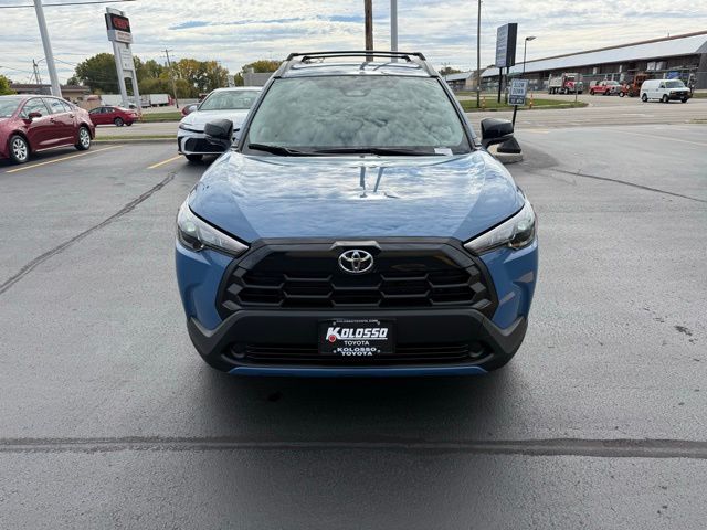 2026 Toyota Corolla Cross LE photo 2