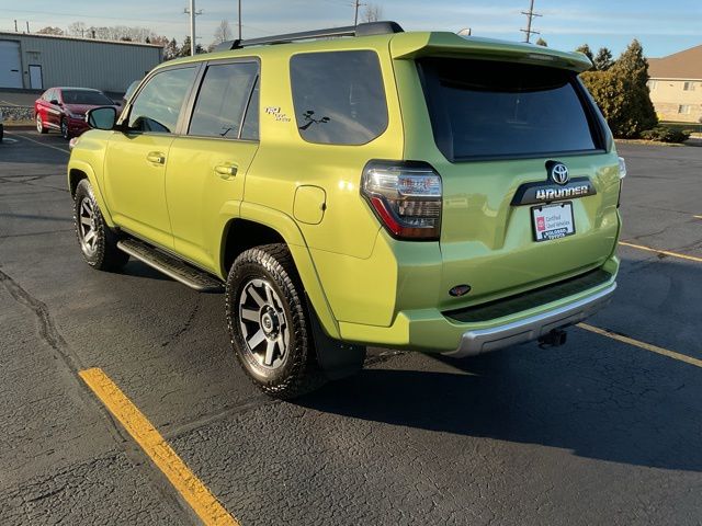2023 Toyota 4Runner TRD Off-Road Premium photo 3