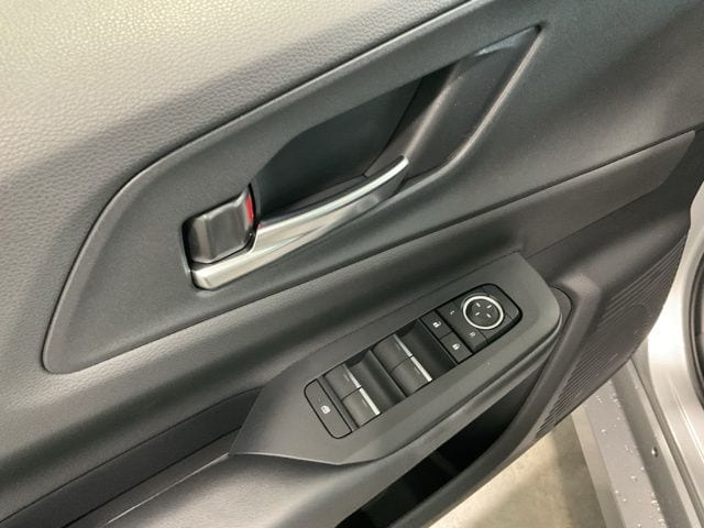 2026 Toyota Prius Plug-in Hybrid XSE - Photo 17