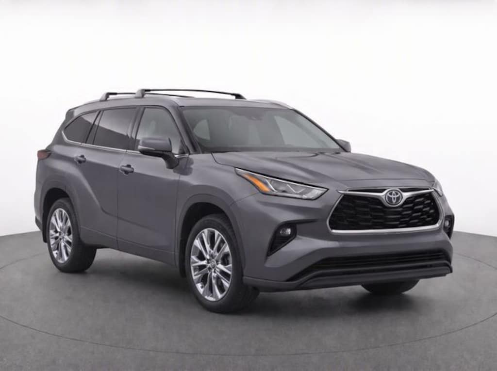 Used 2023 Toyota Highlander Hybrid Limited SUV