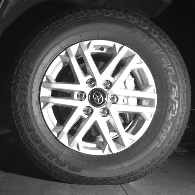2026 Toyota Tundra SR5 - Photo 9