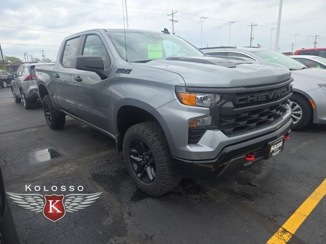 2023 Chevrolet Silverado 1500 Custom Trail Boss 4X4 Crew Cab Short Box's photo