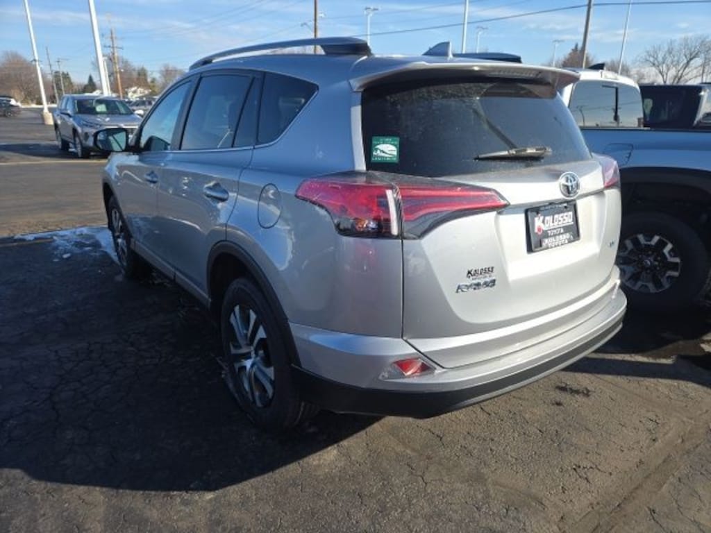 Used 2018 Toyota RAV4 LE SUV