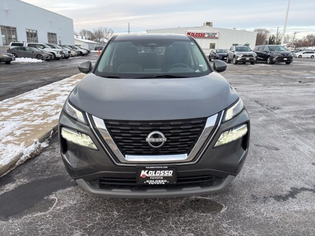 Used 2023 Nissan Rogue SV SUV