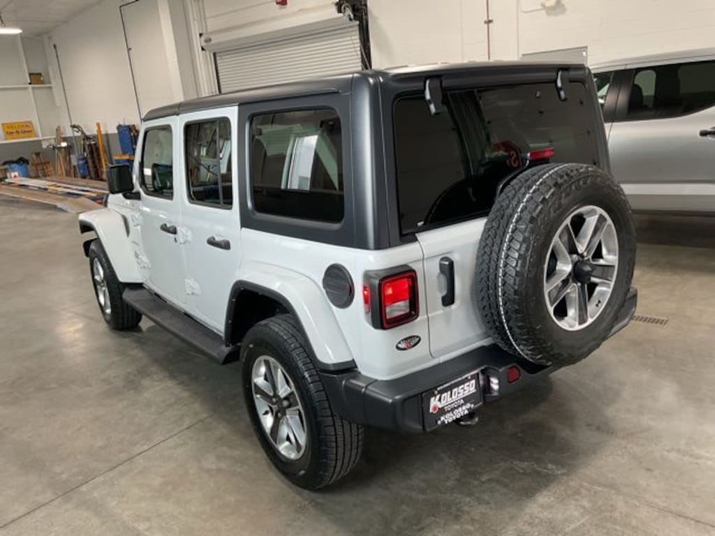 Used 2021 Jeep Wrangler Unlimited Sahara SUV