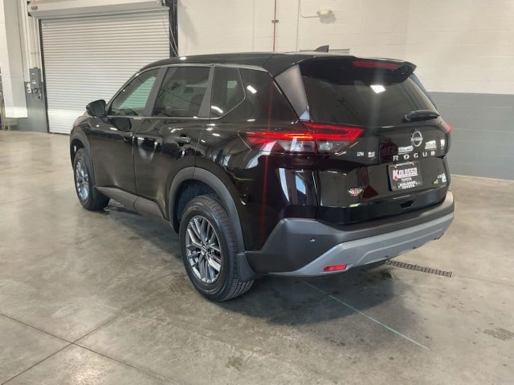 Used 2023 Nissan Rogue S SUV