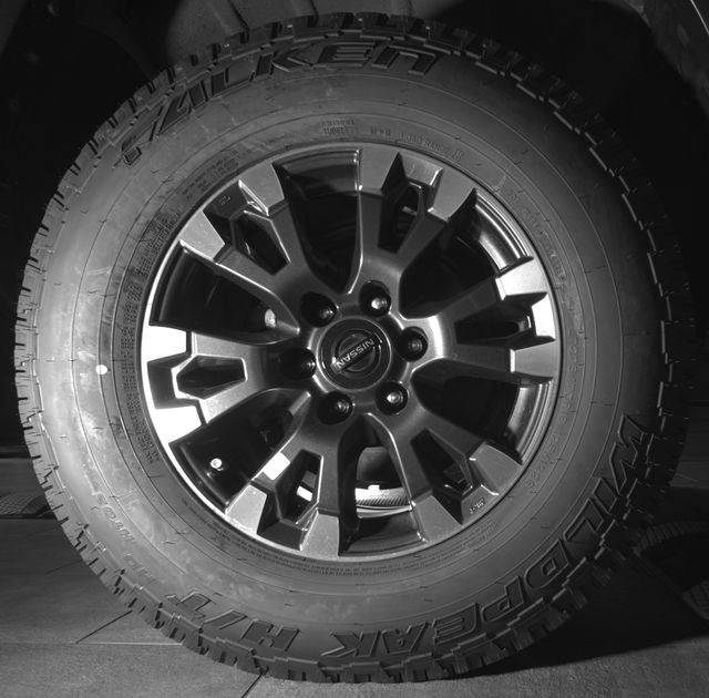 2022 Nissan Titan PRO-4X - Photo 15