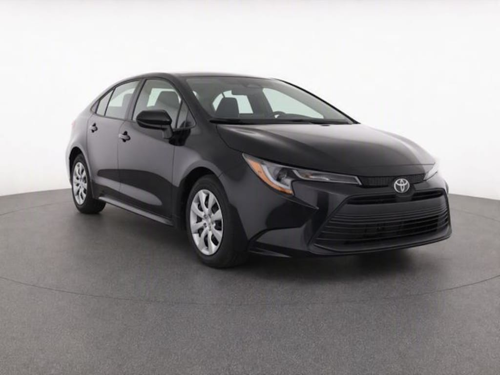 Used 2025 Toyota Corolla LE Sedan