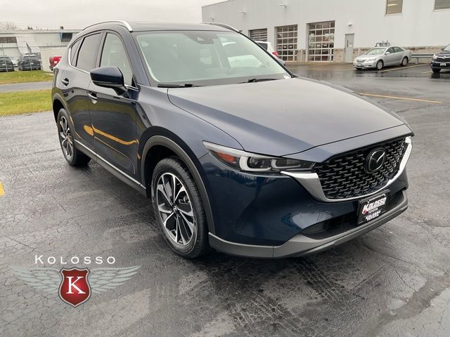 2023 Mazda CX-5 S Premium package