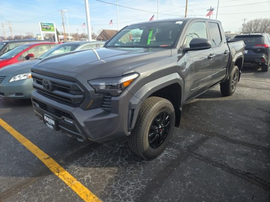 Used 2024 Toyota Tacoma Truck Double Cab