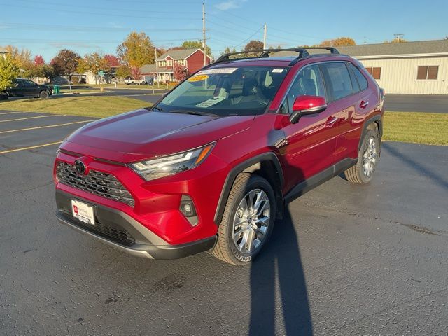 2022 Toyota RAV4 Limited photo 3