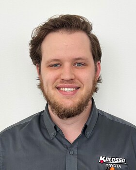 Staff member Joshua from ID_051b17