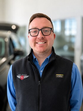 Staff member Zach from ID_eab2a6
