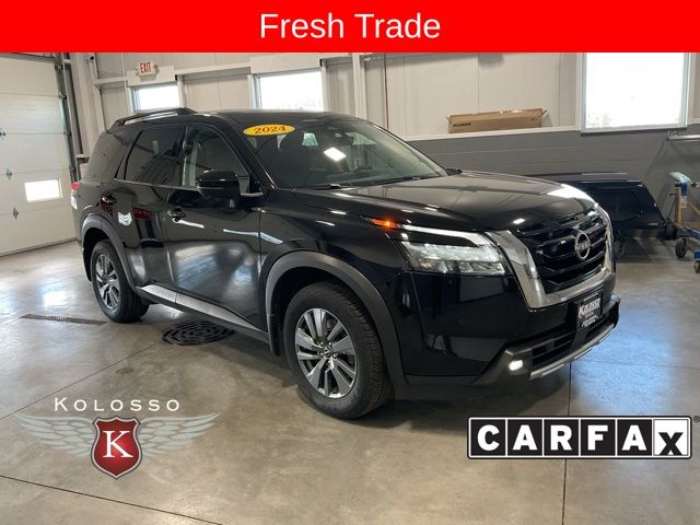 2024 Nissan Pathfinder SV 4WD's photo