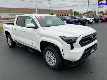 2025 Toyota Tacoma SR5 4X2 DOUBLE CAB
