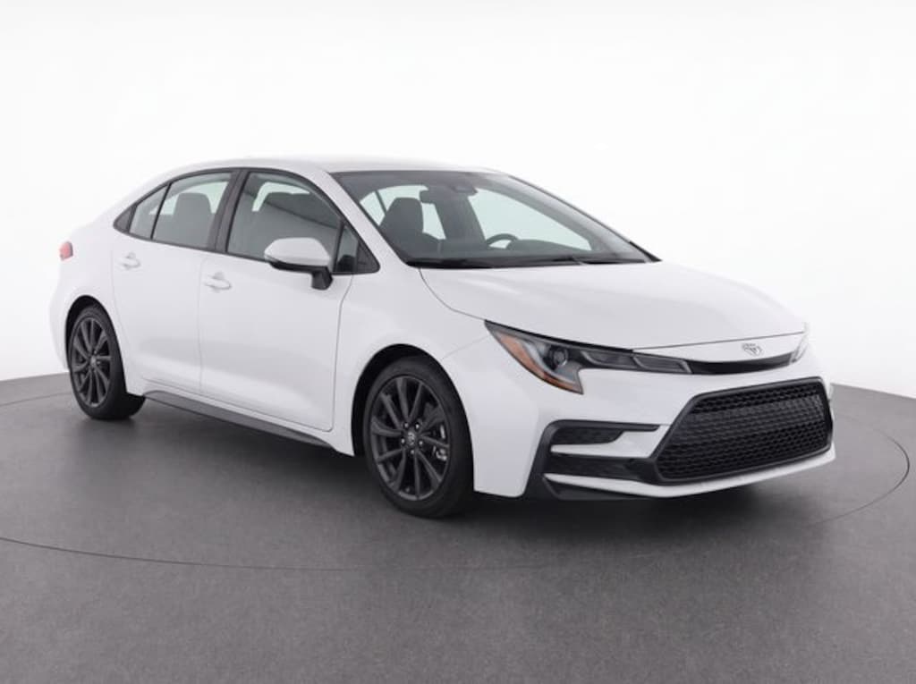 Used 2023 Toyota Corolla SE Sedan
