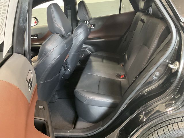 2023 Toyota Venza Limited - Photo 18