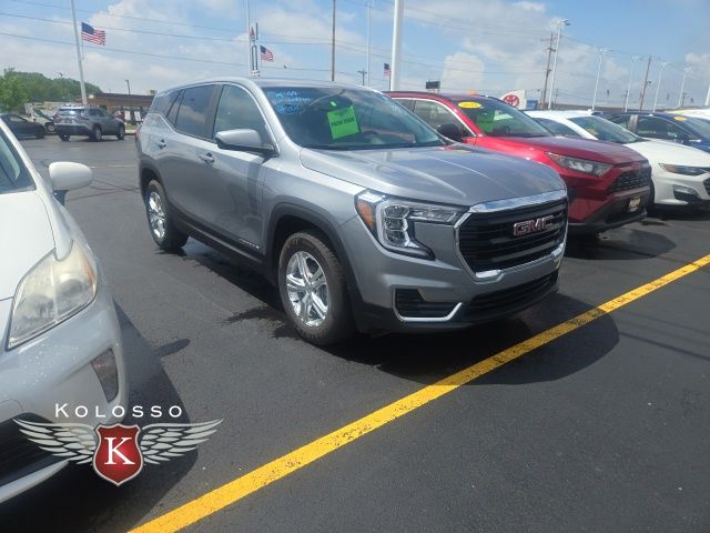 2024 GMC Terrain SLE AWD's photo
