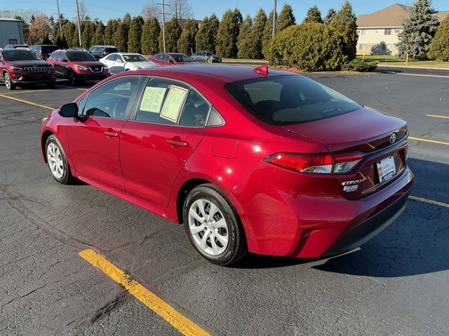 2024 Toyota Corolla Hybrid LE photo 4