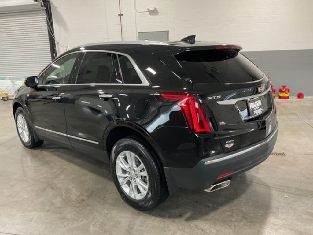 Used 2021 CADILLAC XT5 Luxury SUV