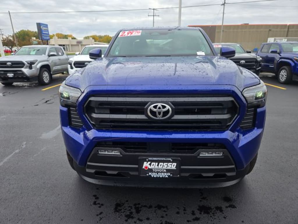 New 2025 Toyota Tacoma SR5 4X4 DOUBLE CAB