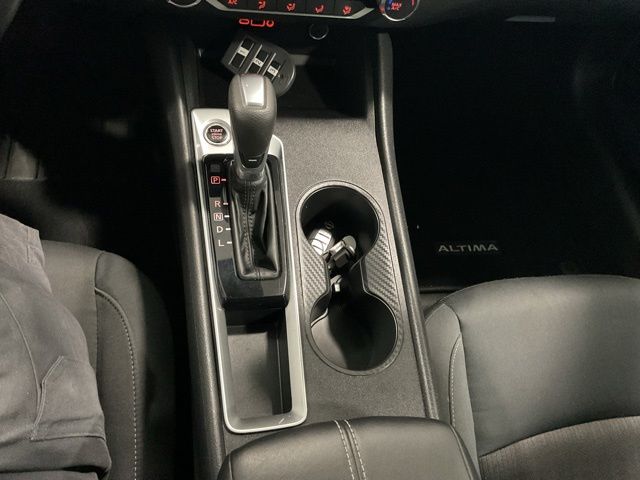2025 Nissan Altima SV - Photo 15