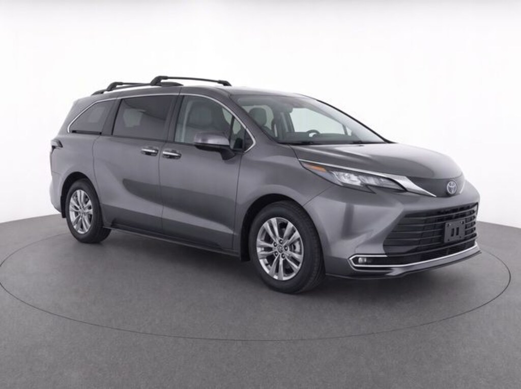 Used 2025 Toyota Sienna XLE 7 Passenger Van Passenger Van