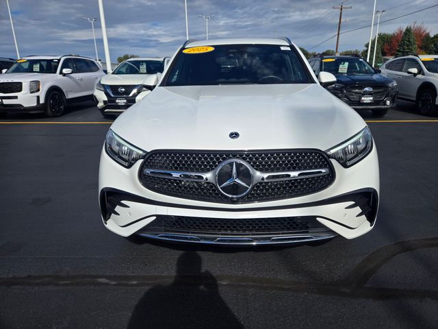 2025 Mercedes Benz GLC 350e 4MATIC photo 2