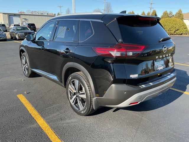 2021 Nissan Rogue SL photo 2